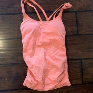 Sweaty Betty peach tank size small